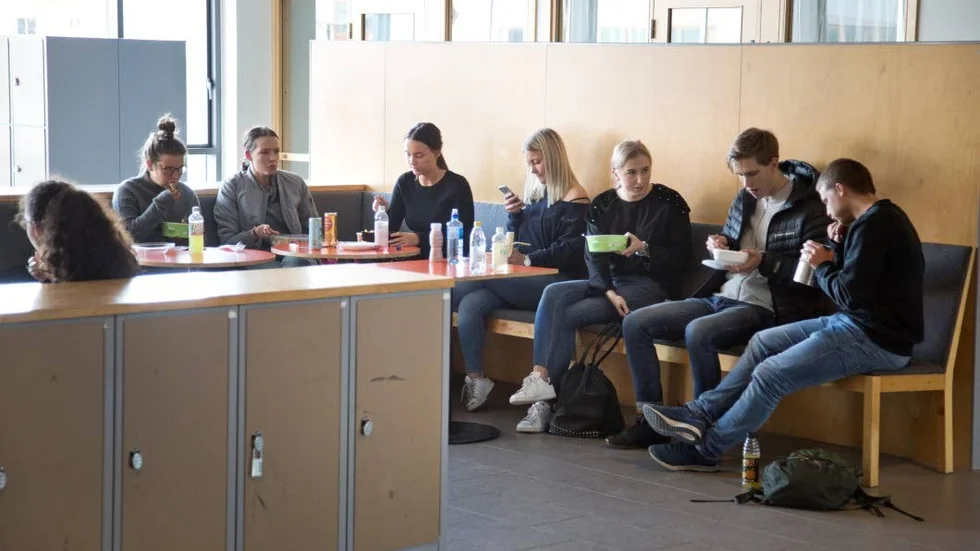 Rast. Lunchpaus under högskoleprovet.