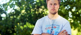 Johan Larsson klar för ishockey-VM