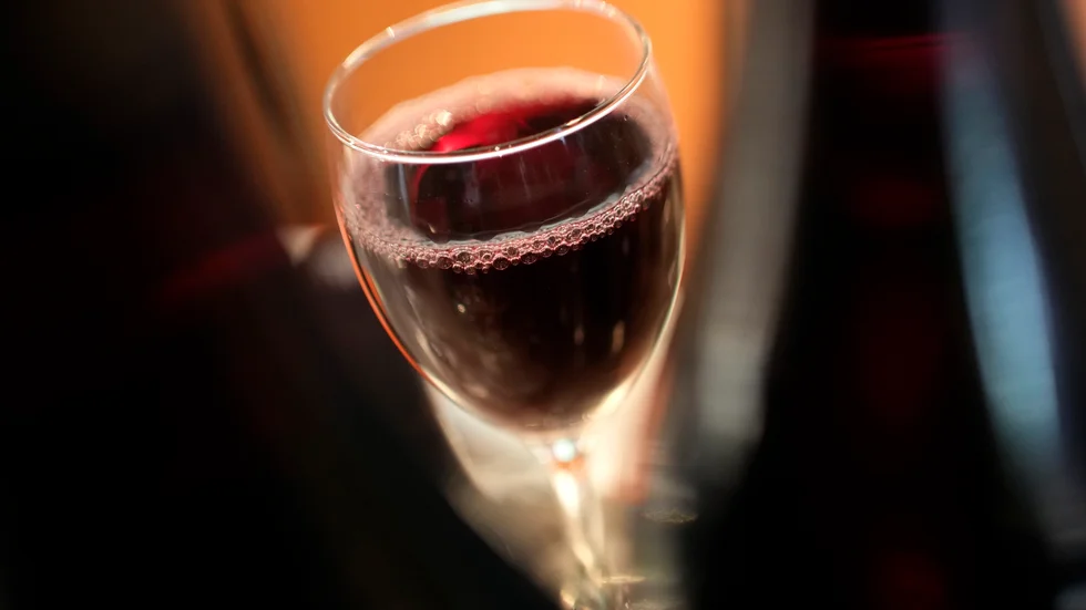 En liga sålde förfalskat vin – för miljoner. Arkivbild.