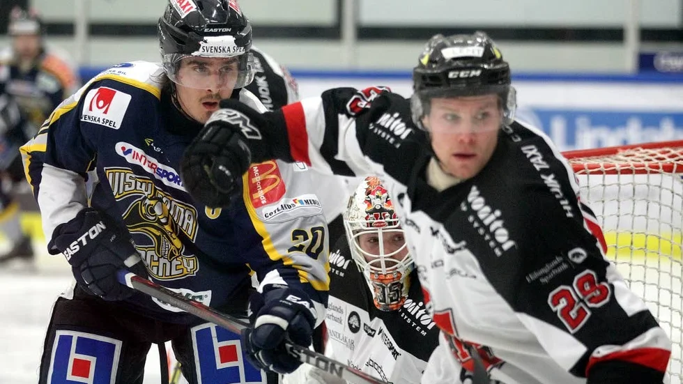 Avgörande. Mikael Adamsson (tv) och hans Visby Roma kan avgöra playoff 2 om man vinner även dagens match mot Kallinge/Ronneby.