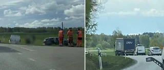 JUST NU: Två allvarligt skadade – efter krock i korsning