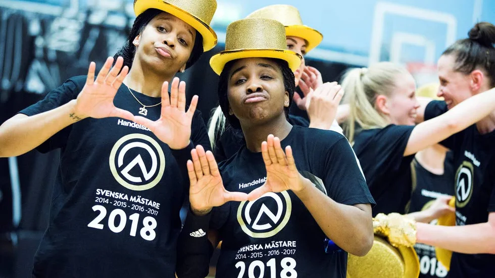 Adrienne Motley och Jessica Thomas ledde Luleå Baskets bakplan och blev två av de stora guldhjältarna.