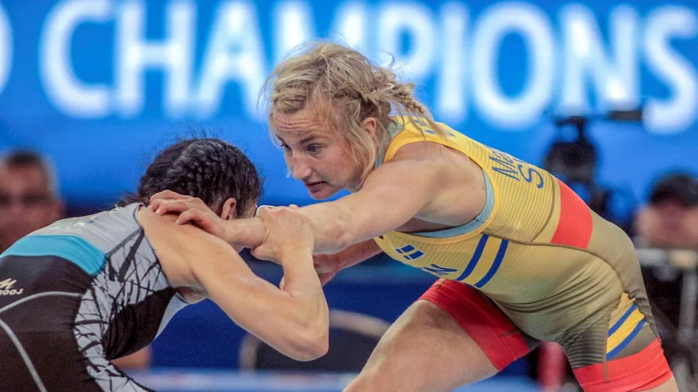 Sofia Mattsson får fortsätta brottas på mattan i Budapest.