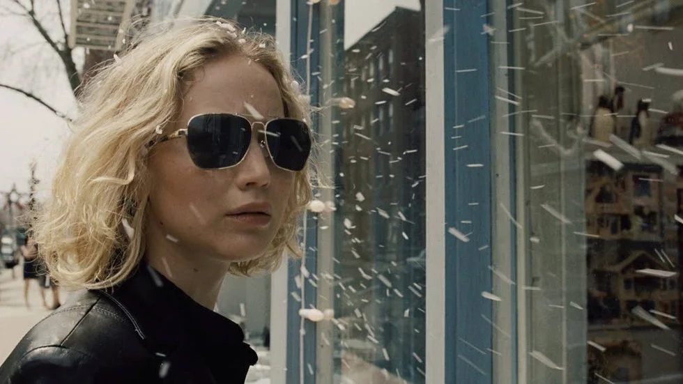 Affärsgeni. Jennifer Lawrence i "Joy".