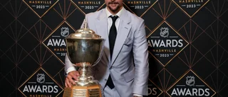 Ullmark och Karlsson bäst i NHL
