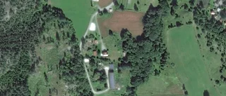47-åring ny ägare till äldre villa i Gamleby - prislappen: 1 400 000 kronor