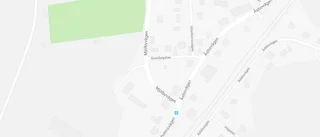 95 000 kronor för tomt på Mjölbyvägen 4 i Strålsnäs, Boxholm