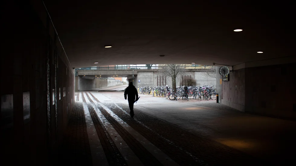 Ett ljus i tunneln efter höstens oroligheter? Betydligt lugnare på Mjölby resecentrum nu, menar polisen.