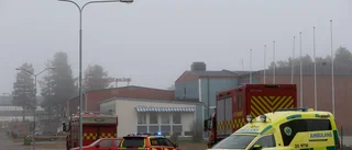 Badhus utrymt efter syrautsläpp