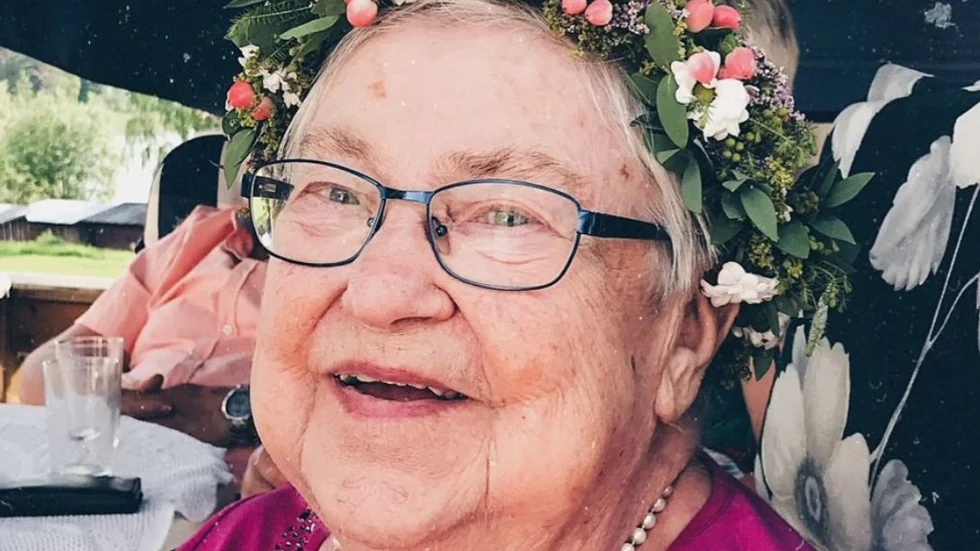 Majlis Holmgren. 