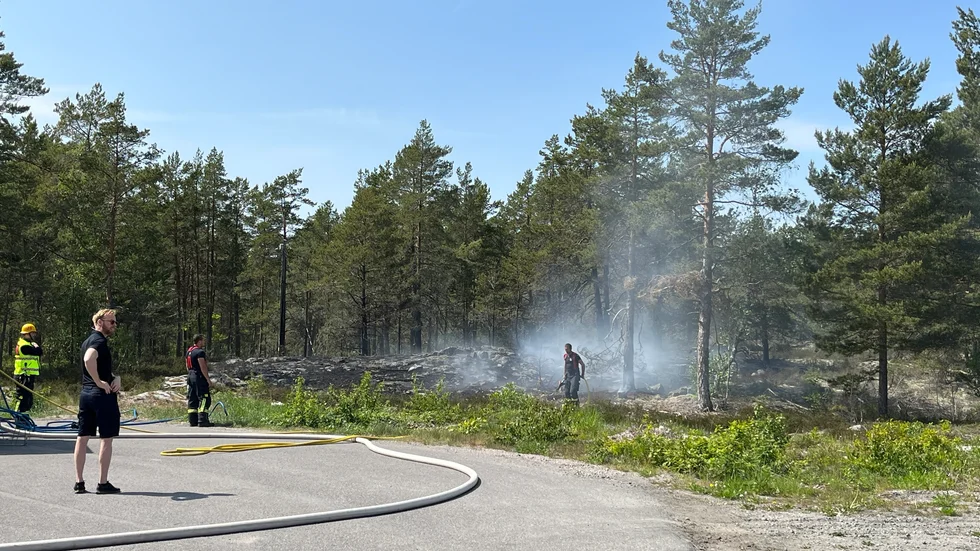Här bakom CNC plåt brann det i lördags och i söndags. Bilden är tagen i lördags.