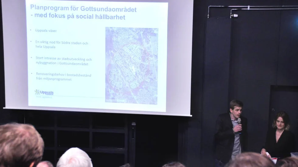 Örjan Trapp (tv), projektledare för planprogrammet för Gottsundaområdet, samt Helena Klintström (th), biträdande projektledare.