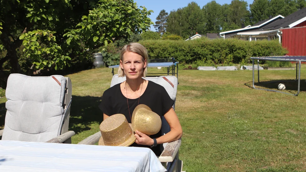 Två guldhattar har Anna Garmland kvar som minne från tiden som spiker i KVK:s framgångsrika lag.