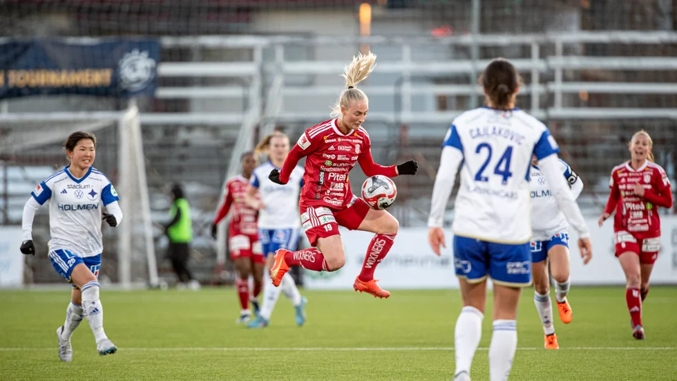 Ett mål har det blivit för Emma Viklund i damallsvenskan 2023. Ett mål som också var hennes första i högsta serien.