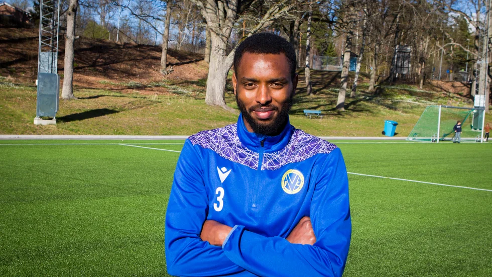 Ahmed Mahamud berättar att han har en rejäl vinnarskalle och hatar att förlora.