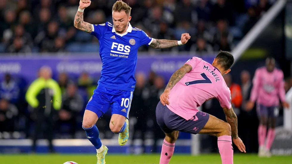 Leicester spelade 2–2 med Everton i ett ångestmöte. Båda lagen lever således farligt i nedflyttningsstriden.