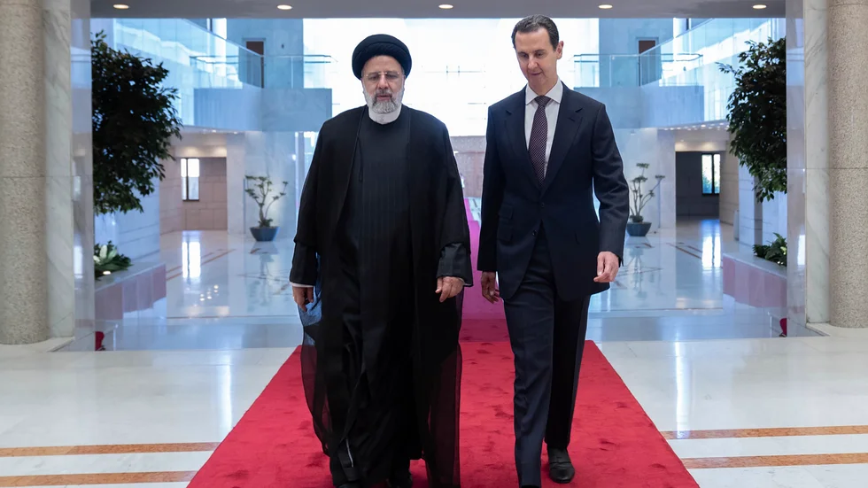 Ebrahim Raisi och Bashar al-Assad, Irans och Syriens presidenter, i presidentpalatset i Damaskus.