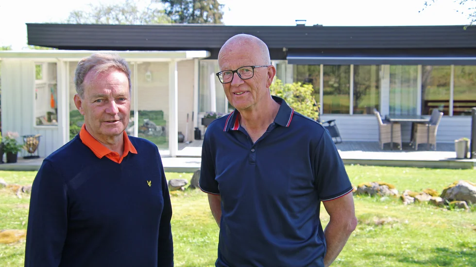 Vännerna Jimmy Forsman och Lars-Göran Lindbeck gjorde olika när val när de tecknade elavtal. Jimmy har tjänat 12 000 kronor på sitt val sedan i september. Lars-Görans nya avtal rullade igång vid årsskiftet och har hittills blivit drygt 6 000 kronor dyrare än rörligt.