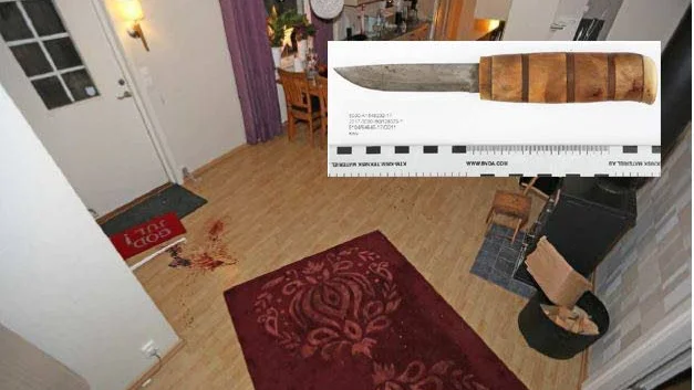 Överlagt. Mannen attackerade paret under middagen.