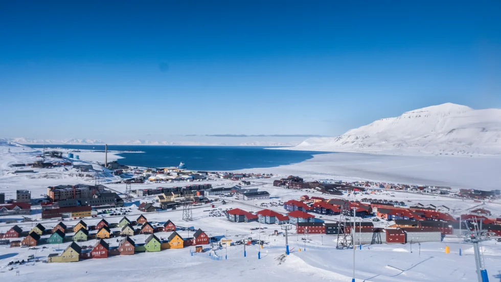 Arkivbild på Longyearbyen på norska Svalbard.