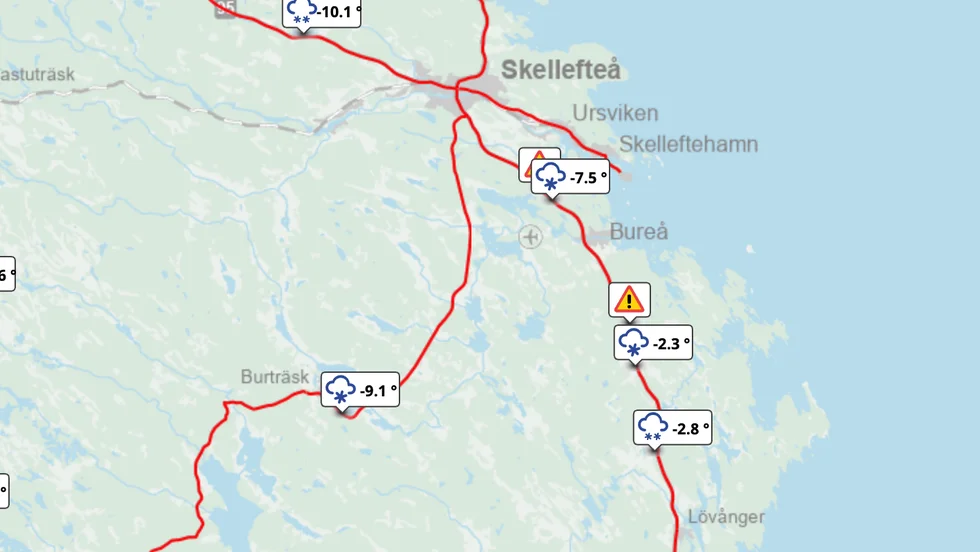 Many Skellefteå roads are in dangerous condition. (Marked in red)