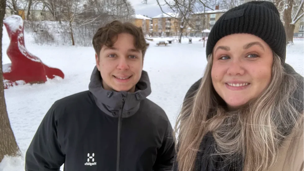 Katrineholms-Kurirens reportrar Admir Merdovic och Erica Johansson.