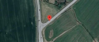 Stopp på väg 893 på grund av trafikolycka med flera fordon