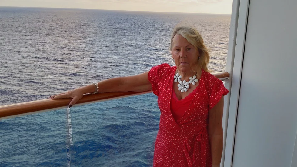 Marianne "Kicki" Ljungmark kom för första gången i kontakt med kryssningar.se för över 12 år sedan. Sedan dess har varje resa de gjort bokats via sidan som besitter stor kunskap om kryssningar och värdesätter personlig service. "Det är en otrolig lyx att ha någon som skräddarsyr upplägget åt en", säger Kicki. 
