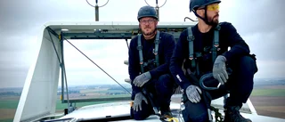Här är Patrik och Fredriks udda jobb – 97 meter upp i luften