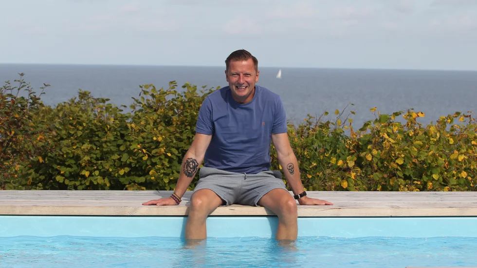 Här laddar Carl-Johan Stålhammar för en ny LHC-säsong. "Det känns som en spännande säsong. Jag ska inte sticka ut hakan för mycket, men målet måste vara minst topp sex igen. Jag tror mycket på grabbarna", säger han.