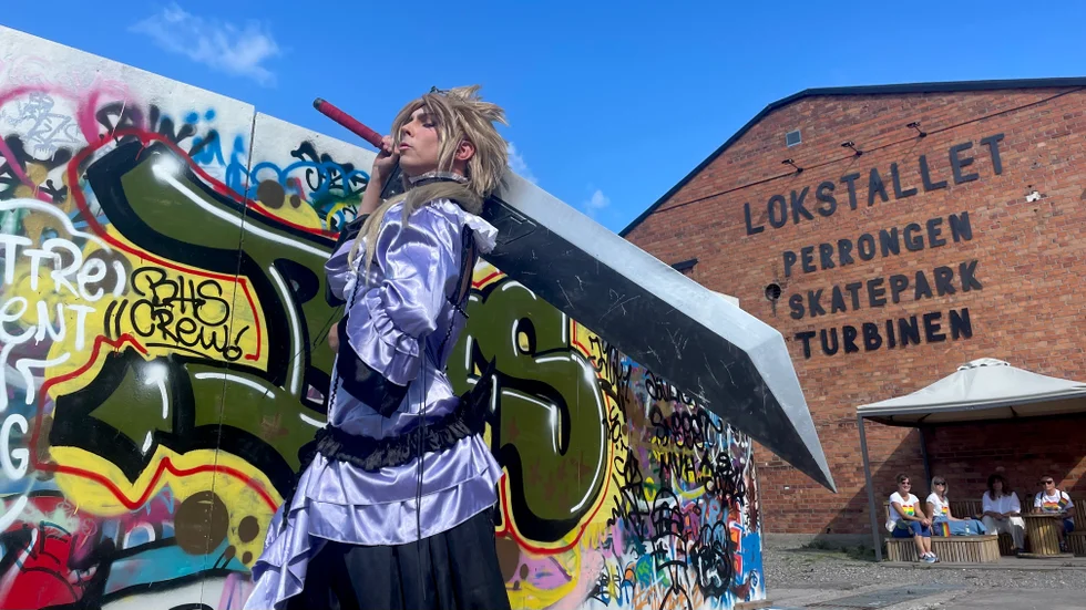 Insändarskribenten gläds åt Pride. 
