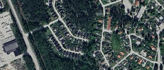 176 kvadratmeter stort kedjehus i Bålsta sålt för 3 995 000 kronor