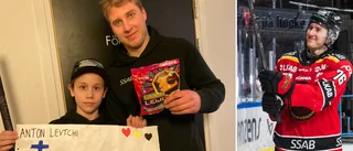 Anton, 10, fick matchhjälten Antons klubba – mot en godispåse