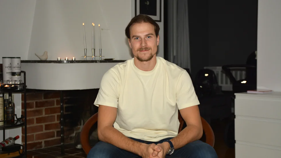 Skelleftesonen har gått samma väg som Gustaf Lindvall och gör nu succé i hockeyallsvenska AIK. 