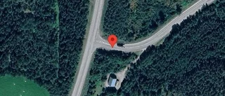 Stopp på väg 794 på grund av trafikolycka med flera fordon
