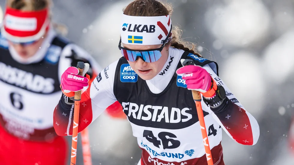 Lisa Ingesson visar fin form i Smart Energy Cup. Efter en femteplats i fredagens tvåmil blev Piteååkaren tvåa i lördagens sprint. (Arkivbild)