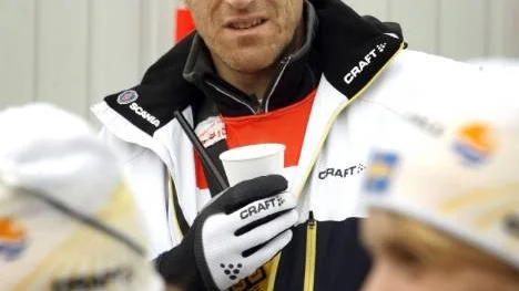 Förbundskaptenen Magnus Ingesson tycker inte att man ska ha för stora förväntninmgar på Charlotte Kalla. "Hon är ung och har mycket kvar att lära", säger han.