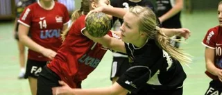 Lillpites handbollstjejer trivs mot topplagen