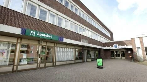 Apoteket i Älvsbyn är ett av dem som kommer att hamna i privat ägo.