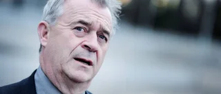 Bucht svarar på kritiken