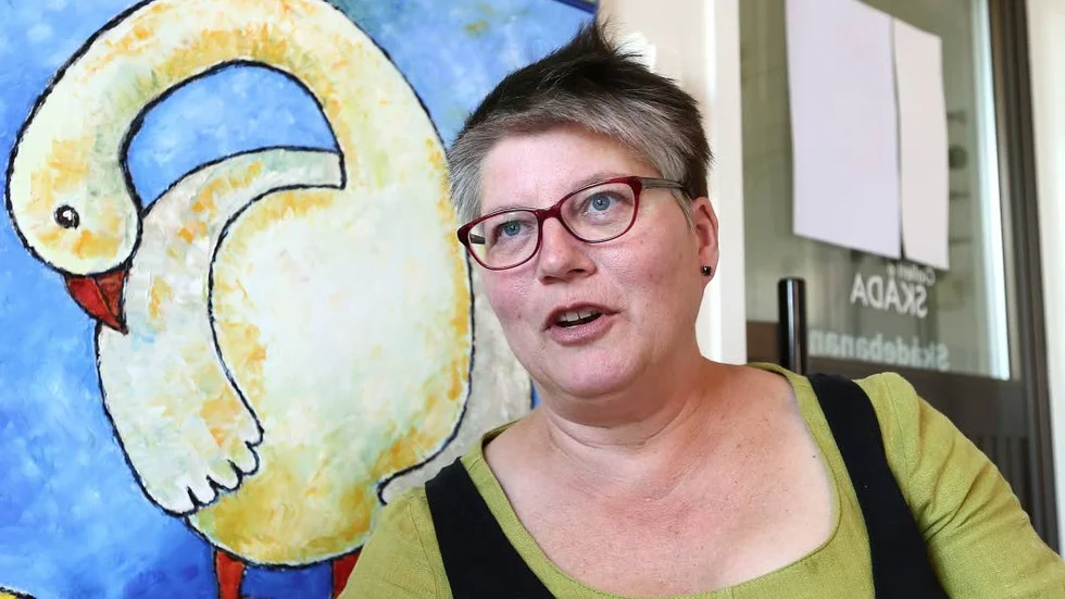 Frustrerad. Susann Jonsson, vd för Folmpool nord, har semester och har mer energi att driva frågan om telefoni och bredband i hemmet i Vitådalen. "Det är 2016. Ursäkta, den välutvecklade it- nationen Sverige...Det är kommunmedborgarna som hamnar i kläm", säger hon.