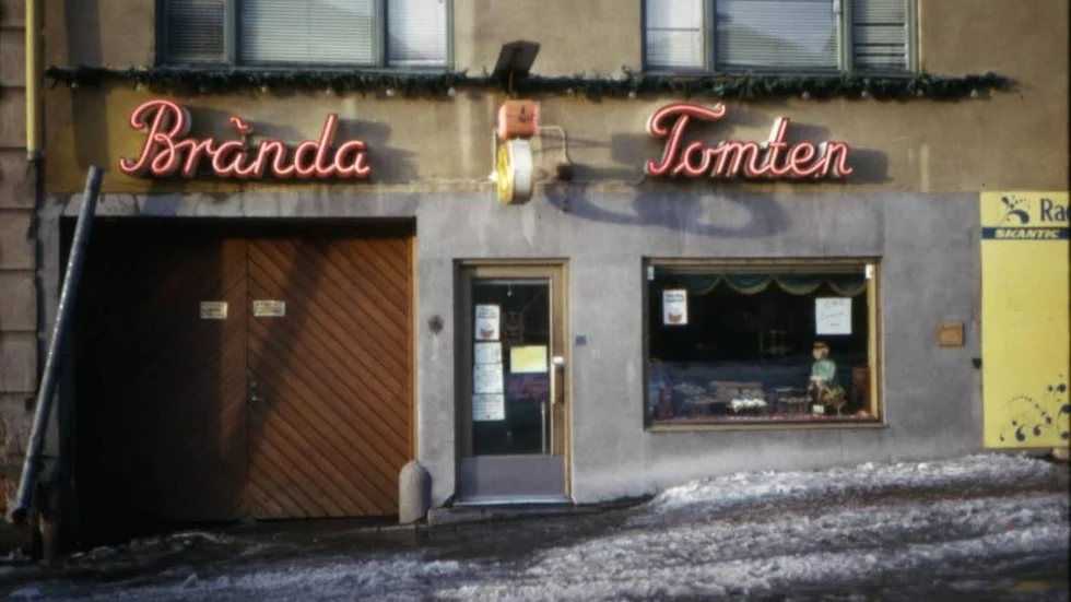 Brända tomten så som det såg ut innan branden 1984.