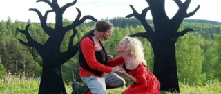 Scensommarskatter när teatrarna flyttar ut
