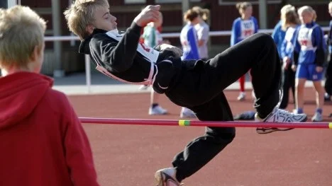 Joakim Jaldeby, Christinaskolan, hoppade höjd och samlade in poäng till sin skola.