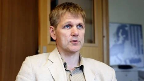 Att industrin i högsta grad berörs av det besvärliga isläget, bekräftar SCA:s platschef i Munksund, Per Embertsen. Än vill han inte tala om fullproppade lager, men sker ingen förändring är krisen ett faktum. (Arkivbild)