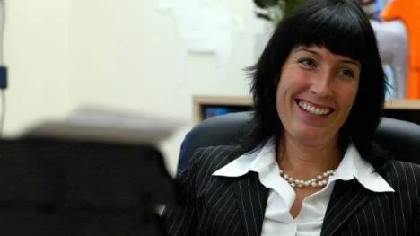 Pet Foods vice vd, Maria Lundberg, är glad för att tolv varslade personer får behålla sina jobb på företaget. (Arkivbild)
