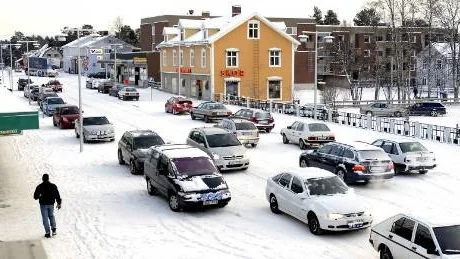 Attentatet mot en ung polisman i Arvidsjaur väcker ilska och oro bland Arvidsjaurborna. (Arkivbild)