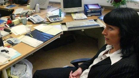 Maria Lundberg, vice vd för grossistföretaget Pet Food tvingades ge sin personal dystra besked efter att deras allra största kund, Royal Canin, sagt upp avtalet.