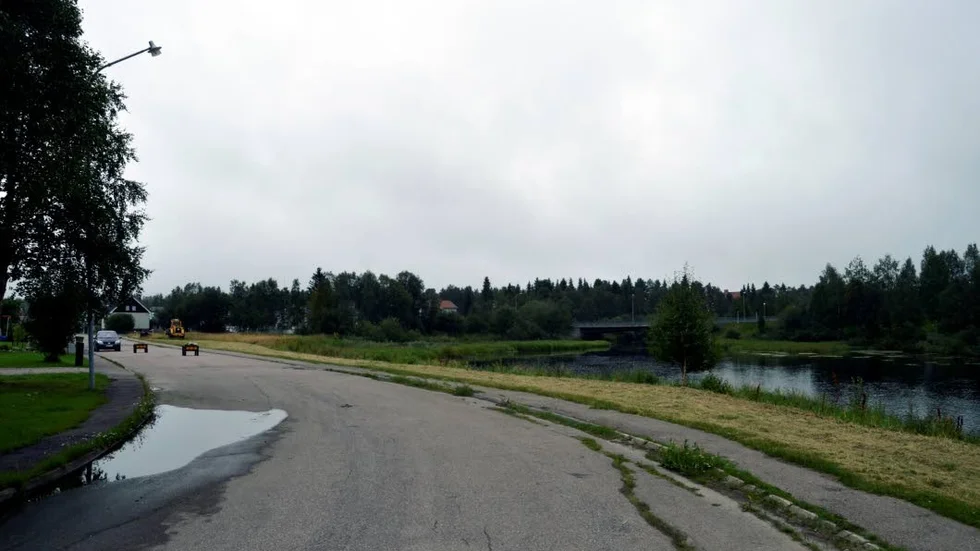 REKREATIONSOMRÅDE. Här intill kommunalhemmet hade Gällivares pensionärer tänkt sig ett rekreationsområde vilket kommunen nu vill ändra och pensionärerna protesterar.