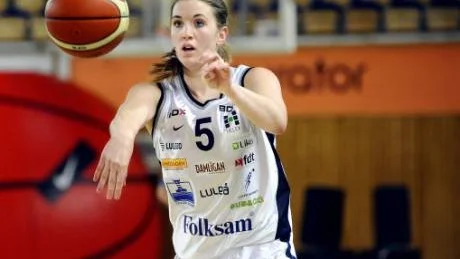 BLICKAR FRAMÅT. Elin Söderström var glödhet i matchen mot 08 Stockholm i torsdags. I dag får hon chansen att visa upp sig för publiken i Pontushallen mot regerande svenska mästarna Solna.